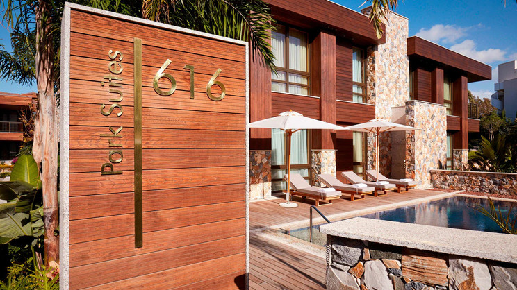 Parklane, a Luxury Collection Resort & Spa